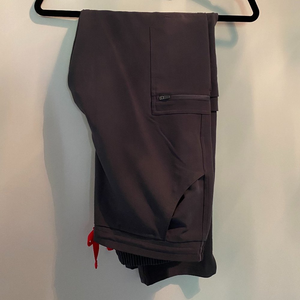 FIGS Sets - Never been worn!
